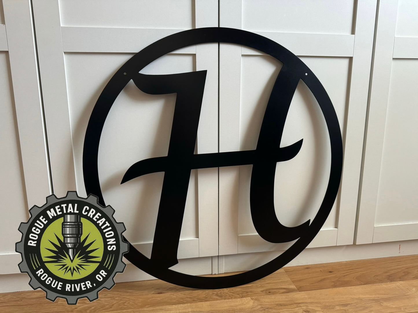LAST NAME LETTER in Circle - House Monogram - Gate Letter - Steel Sign - Wall Art - SQ12-36