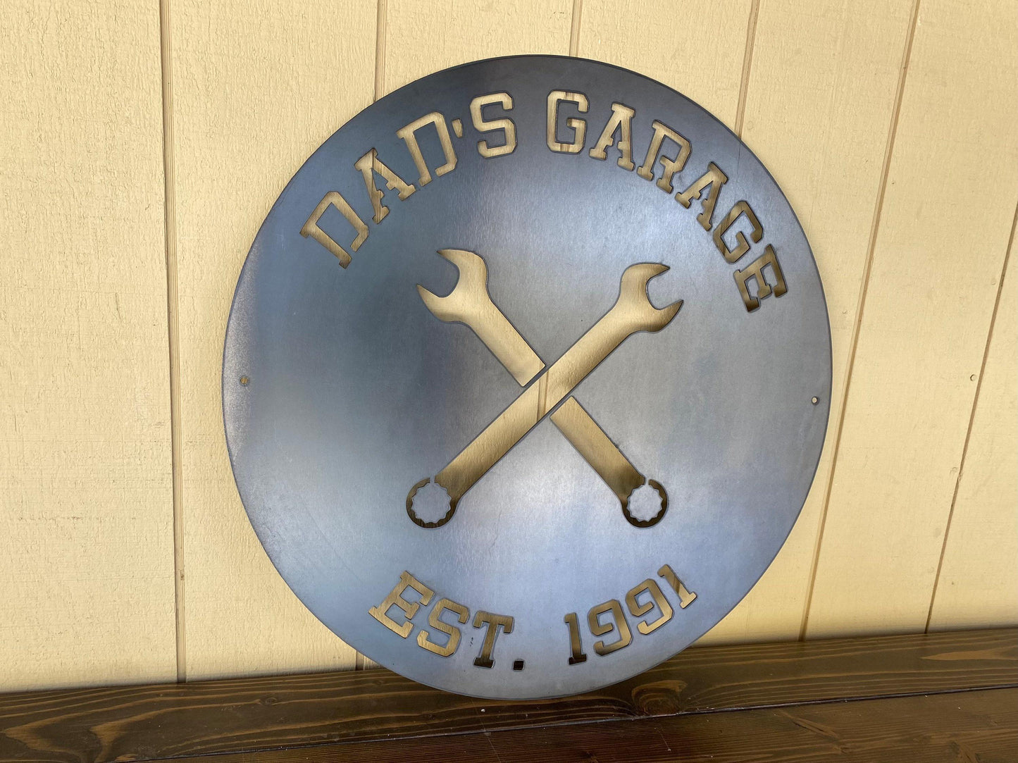 METAL GARAGE Sign - Dad’s Garage - Personalized Steel Sign - Wall Art - SQ18-36